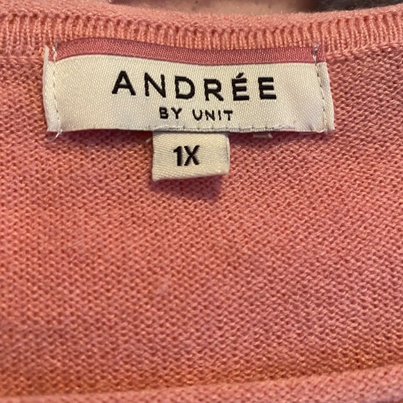 Light weight top - Picture 2 of 6